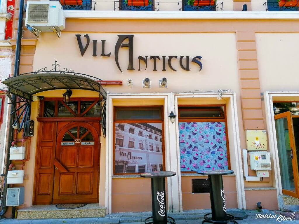 vila anticus intrare