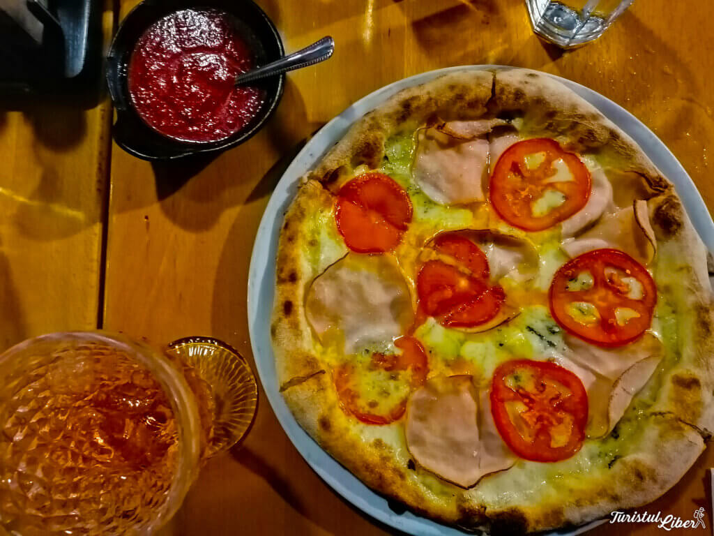 pizza quatro formaggi