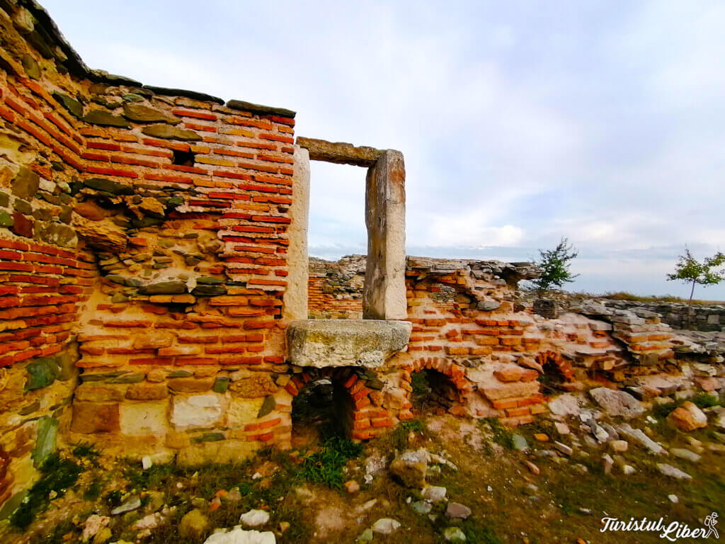 Turul cetăților de pe coasta Mării Negre