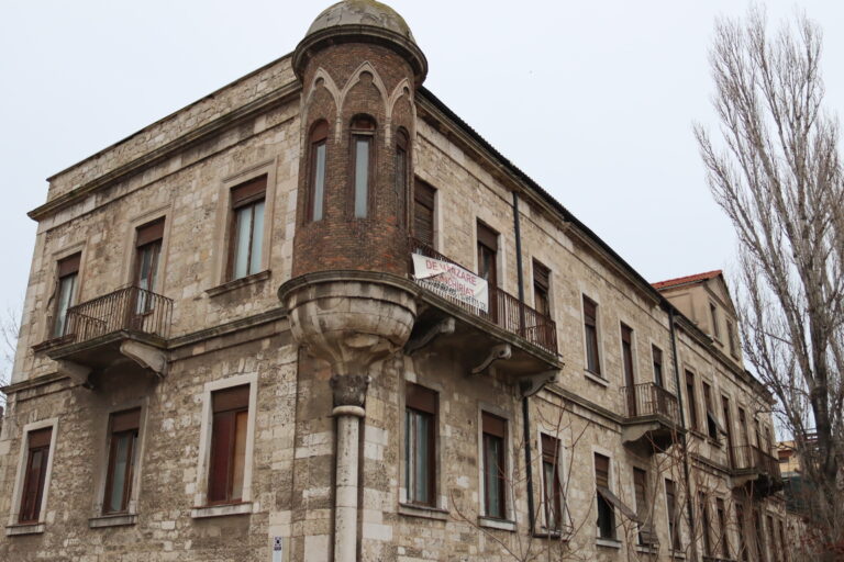 balcon venetian casa alleon