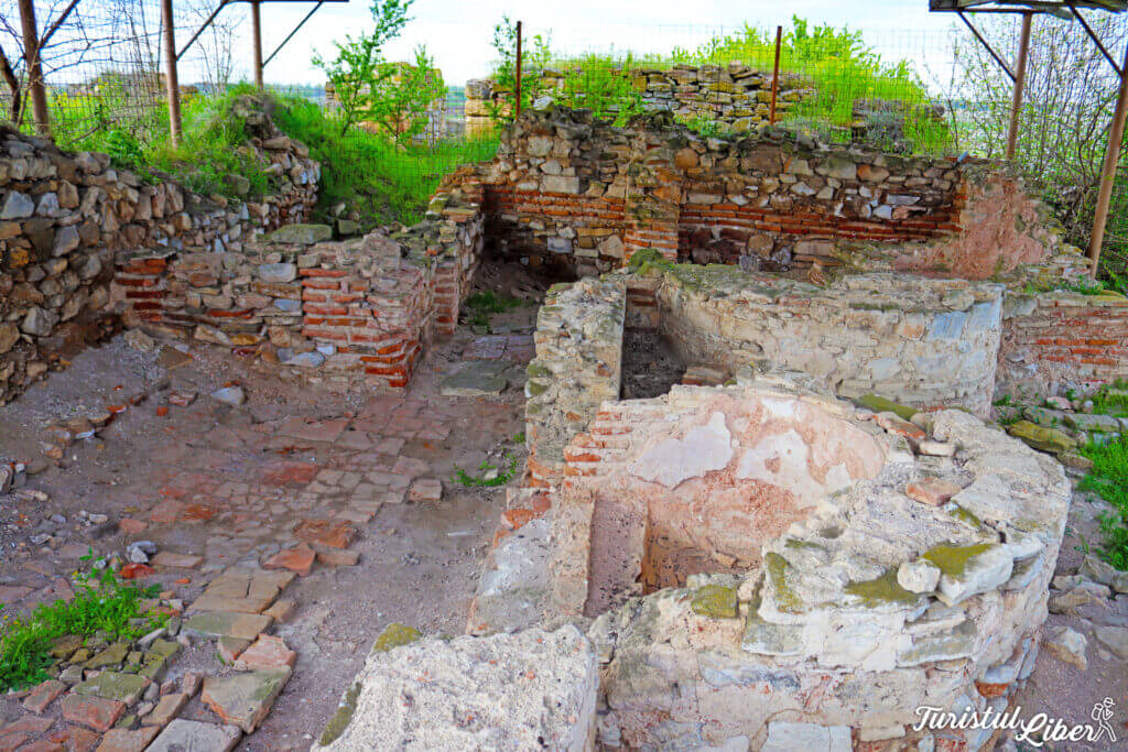 complex termal cetate halmyris