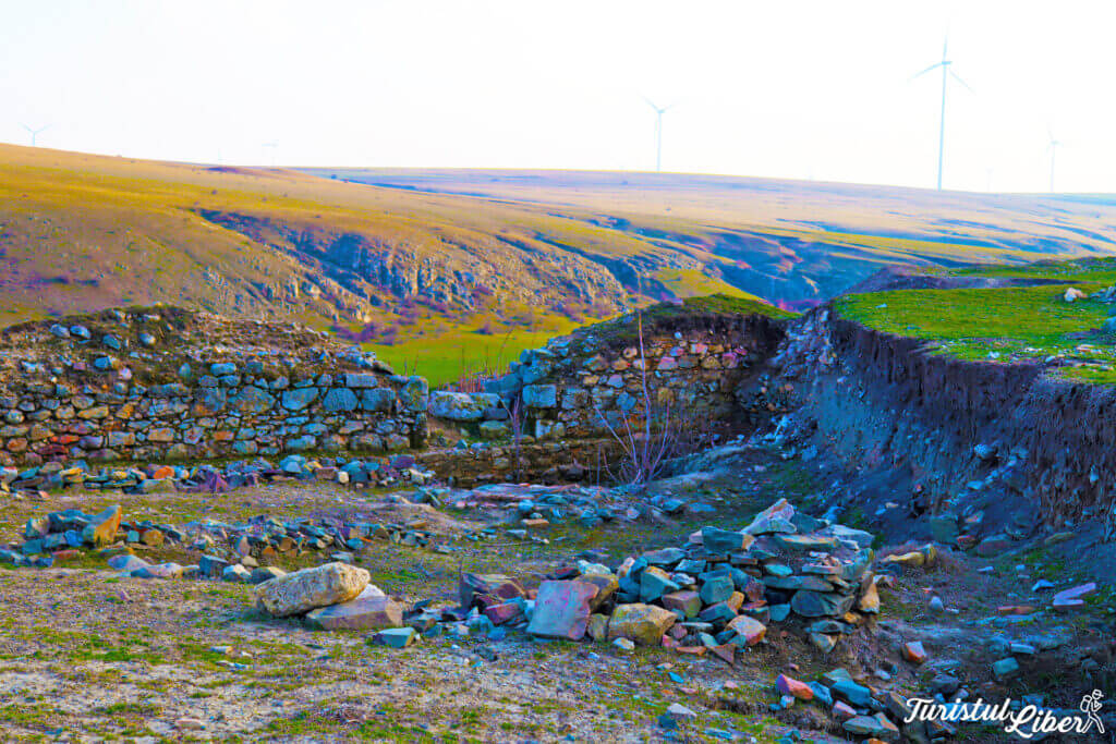ruine zid ulmetum