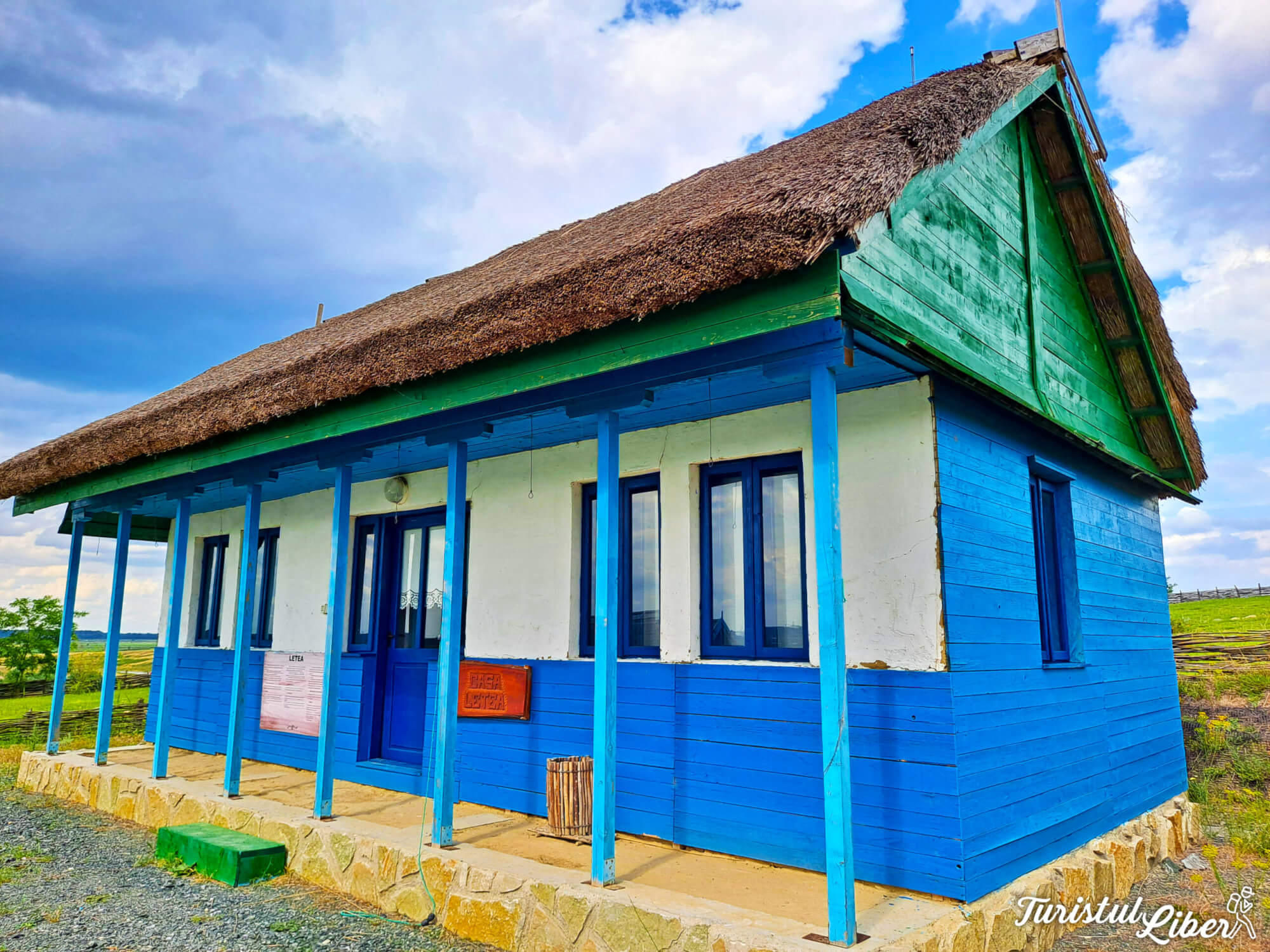 casuta satul pescaresc tulcea