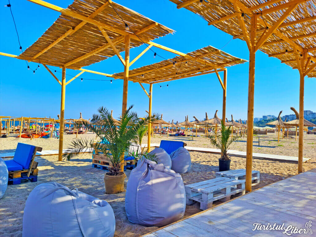 spatii umbrite plaja gaia constanta