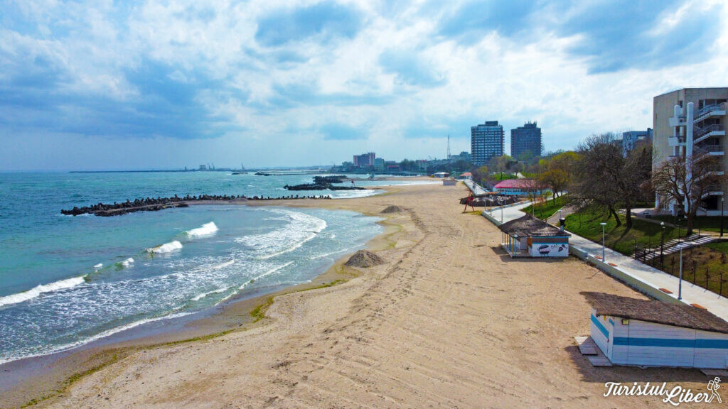 plaja statiunii saturn mangalia