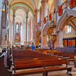 biserica neagra interior