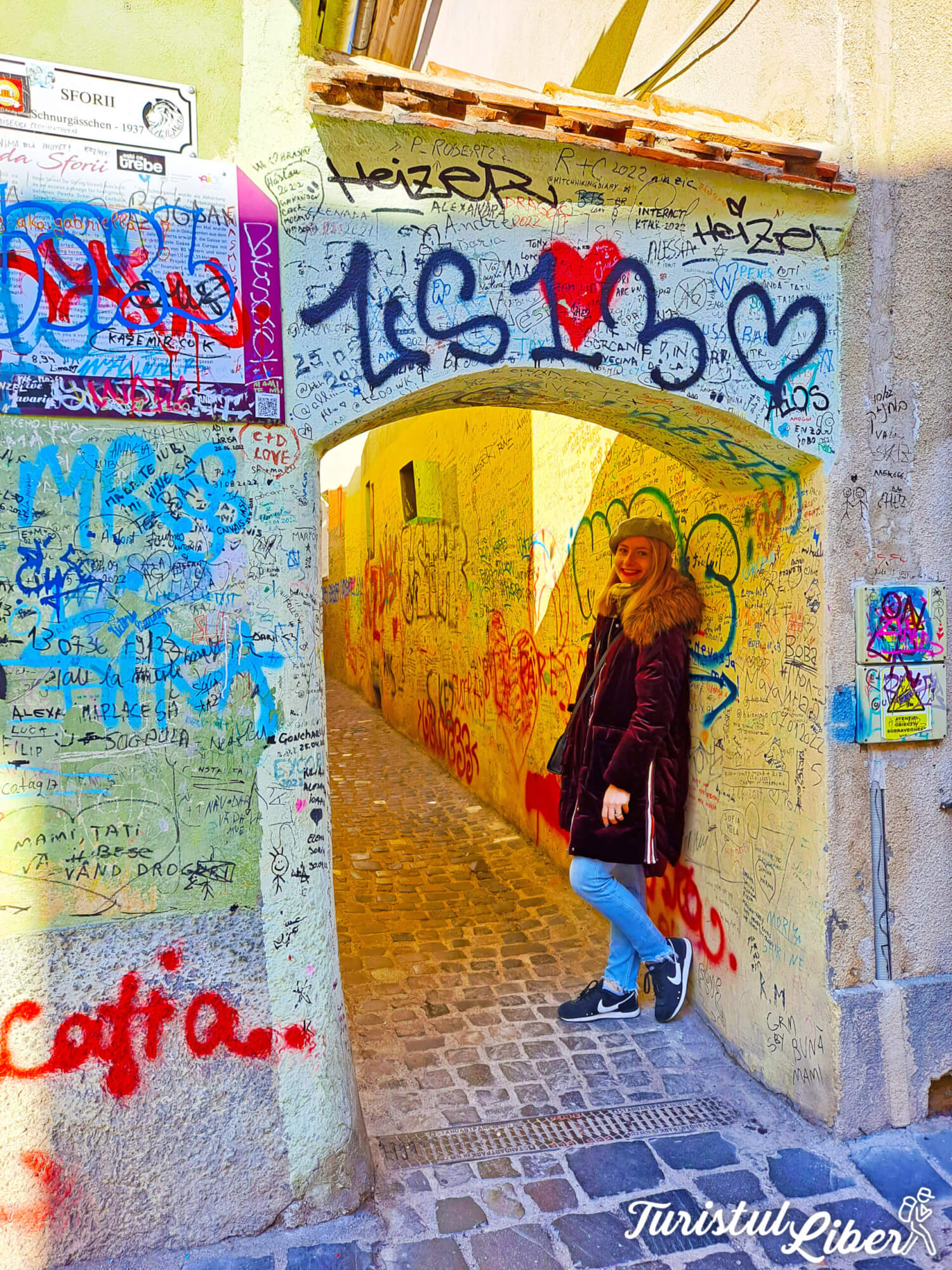 Strada Sforii – Cea mai îngustă stradă din Brașov