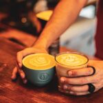 cappuccino si flat white cafenea corretto