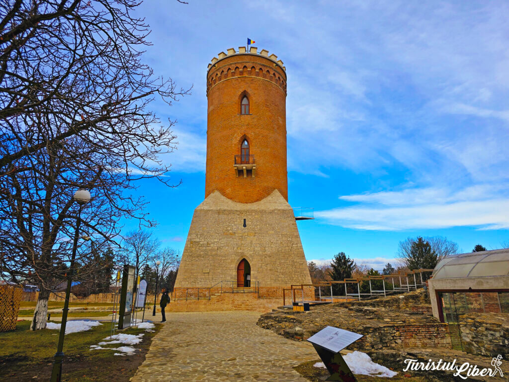 turnul chindiei vedere aproape