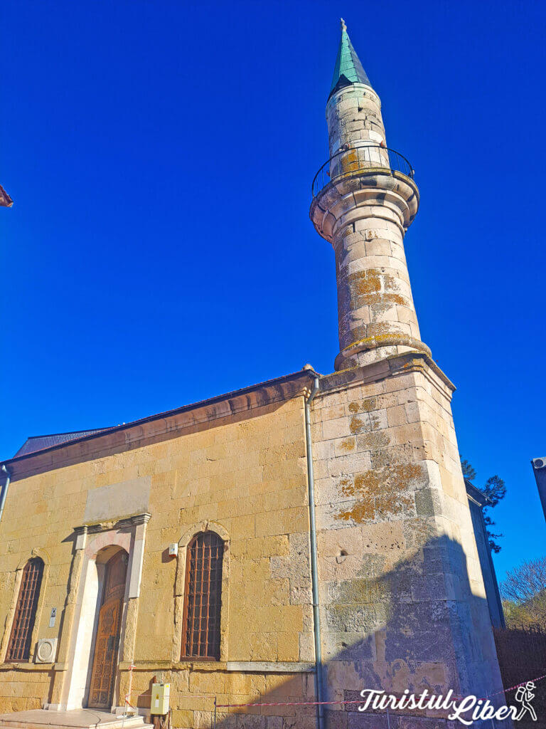 geamia hunchiar lateral