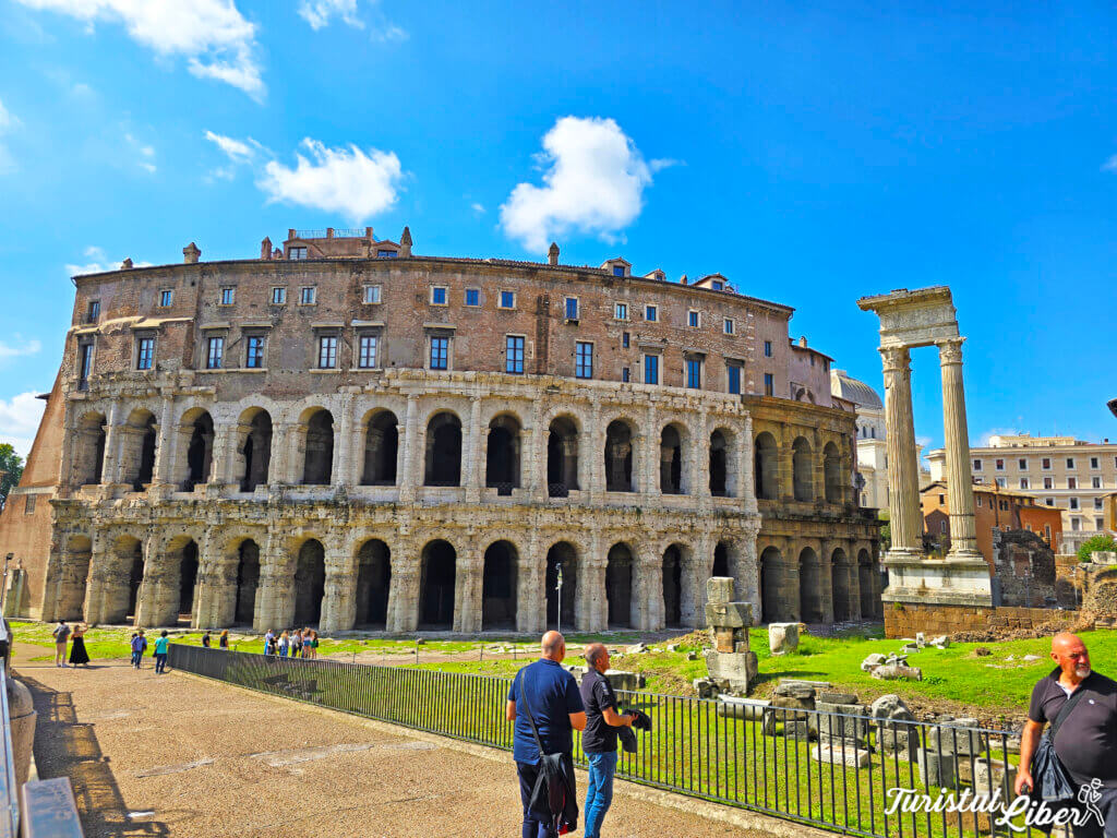 imagine teatro di marcello