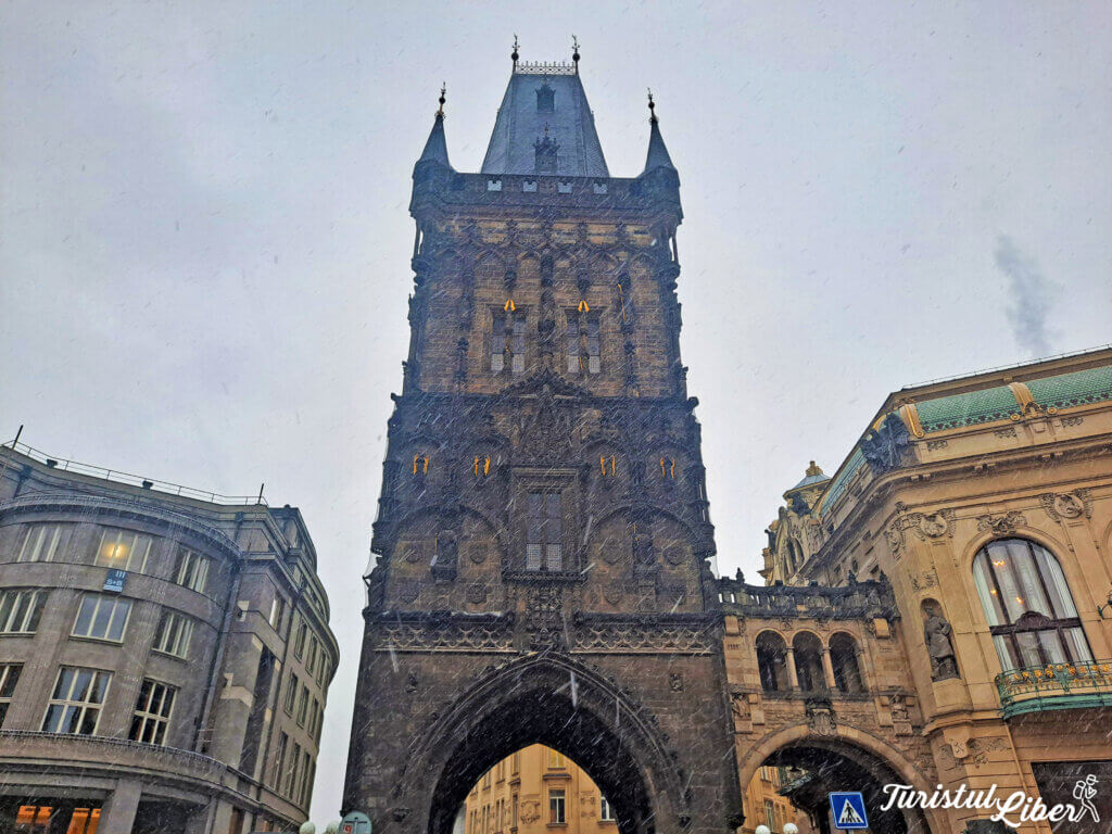 turnul de pulbere praga