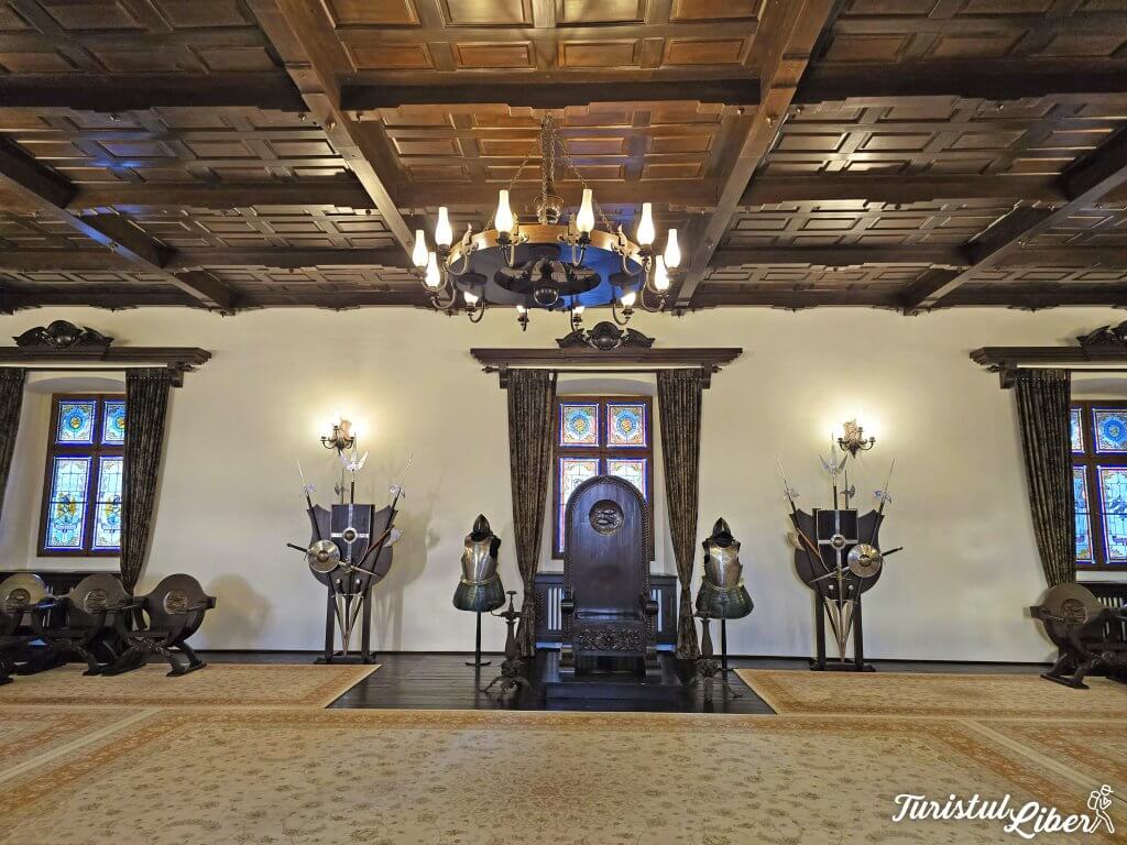 cetatea fagaras sala tronului