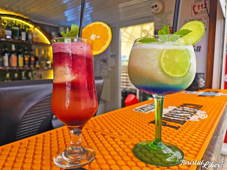 cocktails palomera beach