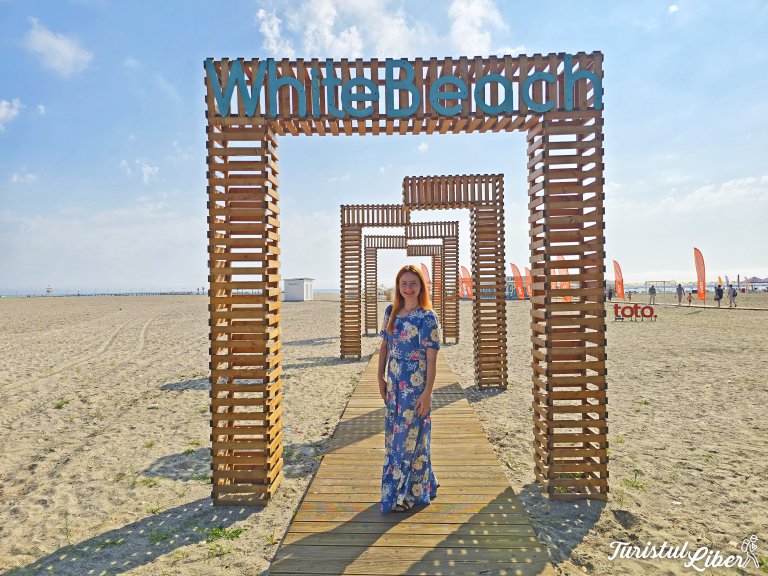 intrare plaja white beach mamaia