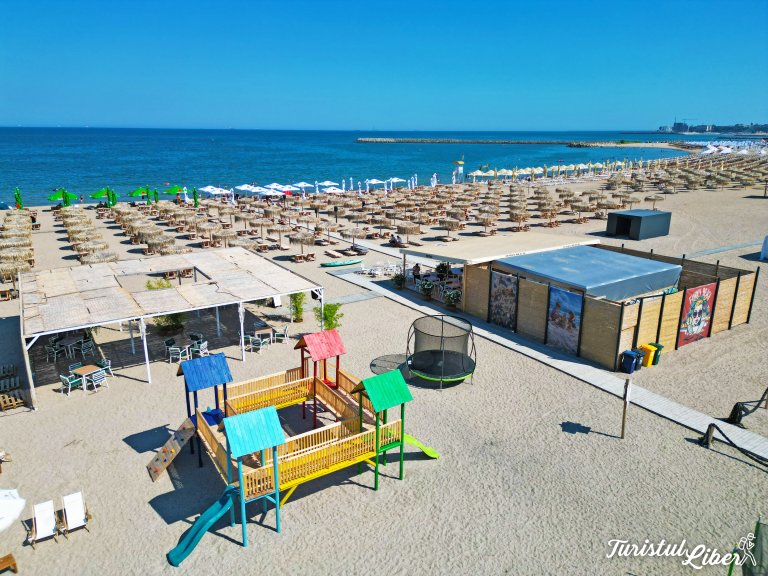 loc de joaca pentru copii funky beach