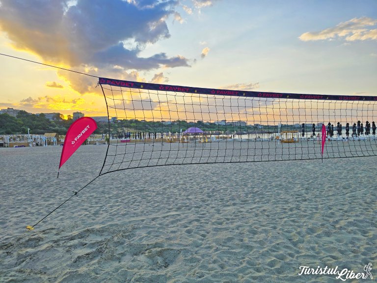 teren volei constanta plaja modern