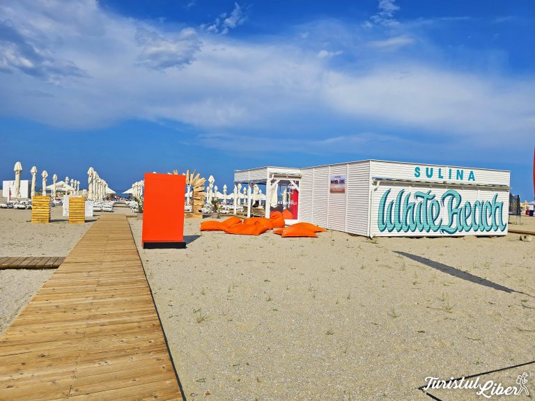 white beach din mamaia